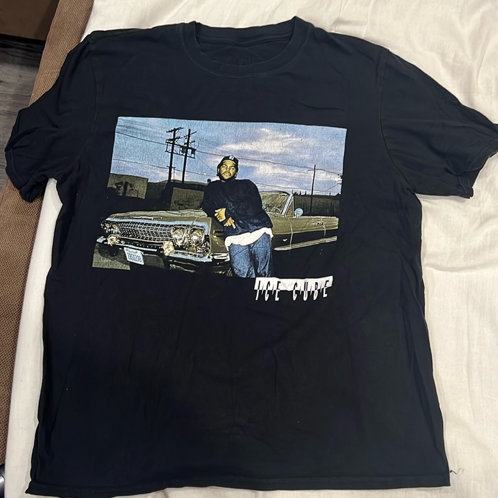 Basic ice cube lose tshirt